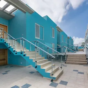 viktoria-vicino-al-porto-confortevole-wi-fi-netflix.hotelsfuerteventura.org/